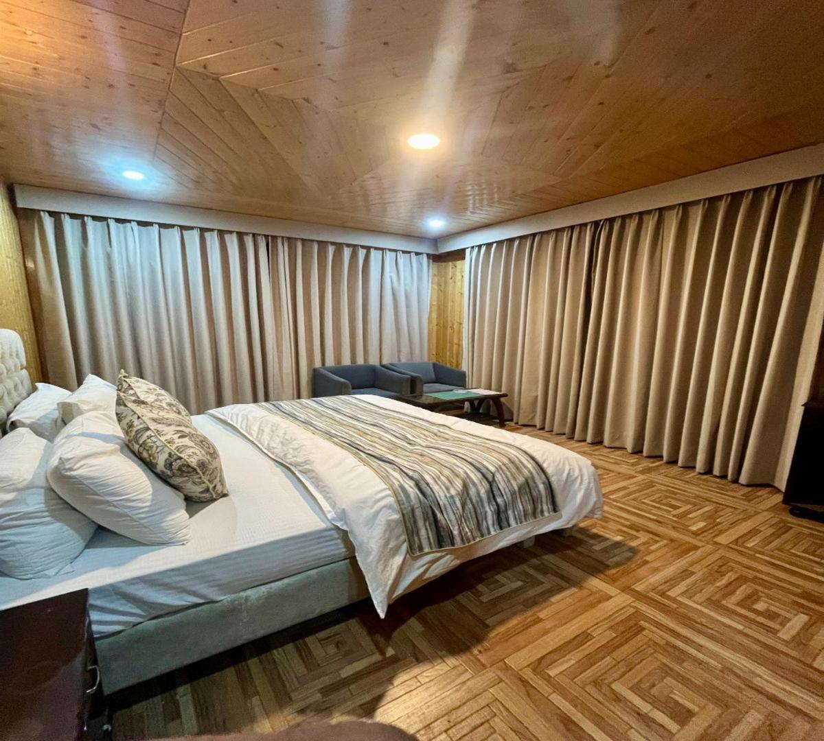 Snow Range Resort And Cottage Vashist Exteriér fotografie