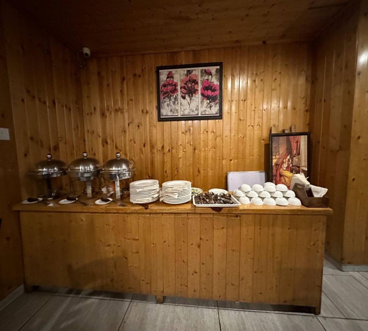 Snow Range Resort And Cottage Vashist Exteriér fotografie